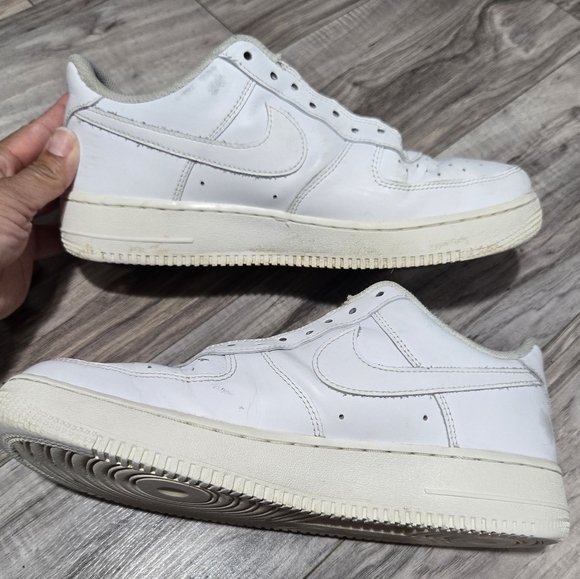 Women's Nike Air Force 1s White Sz 10 - Picture 9 of 11